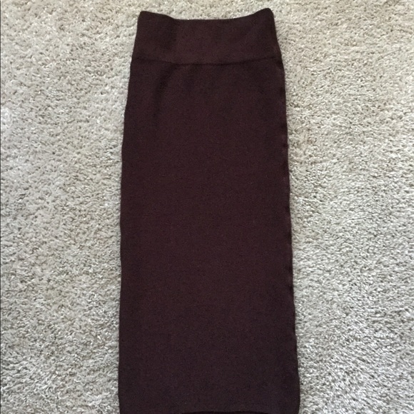 🔥🔥🔥HOST PIC🔥🔥🔥Express Midi Pencil Skirt - Picture 3 of 7